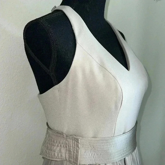 Vera Wang WHITE by Vera Wang Halter Bridesmaids, Cocktail, Long Dress Size 4 - Picture 12 of 16